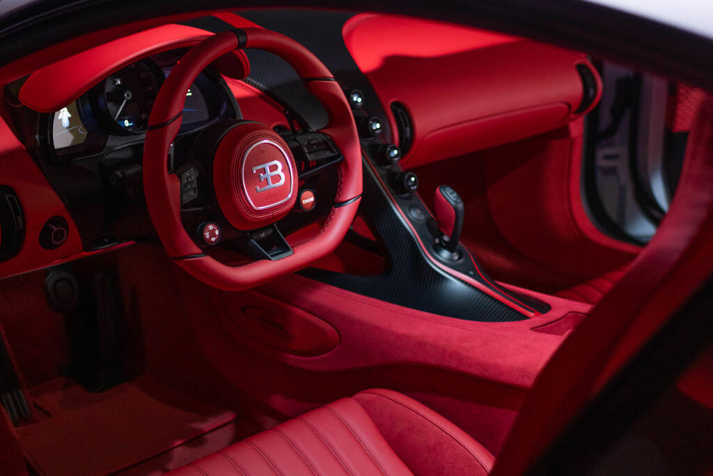 interior Bugatti Pur Sport