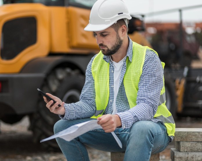 Care este rolul sistemelor de ghidare prin GPS în operarea utilajelor de construcții?