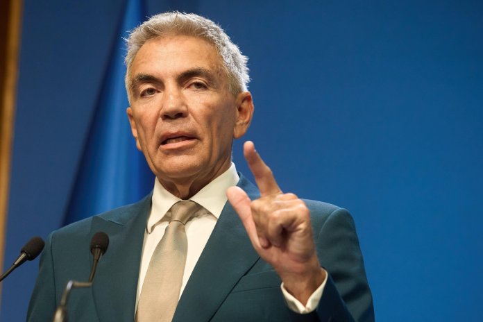 Atenționarea lui Dragoș Anastasiu în urma numirii Oanei Gheorghiu în poziția pe care o ocupa el în Guvern Atenționarea lui Dragoș Anastasiu în urma numirii Oanei Gheorghiu în poziția pe care o ocupa el în Guvern