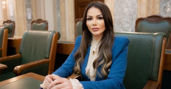 Senatoarea POT Valentina Aldea a suferit un atac cu o rangă din partea unei alte femei. Femeia care a agresat-o a fost reținută pentru 24 de ore.