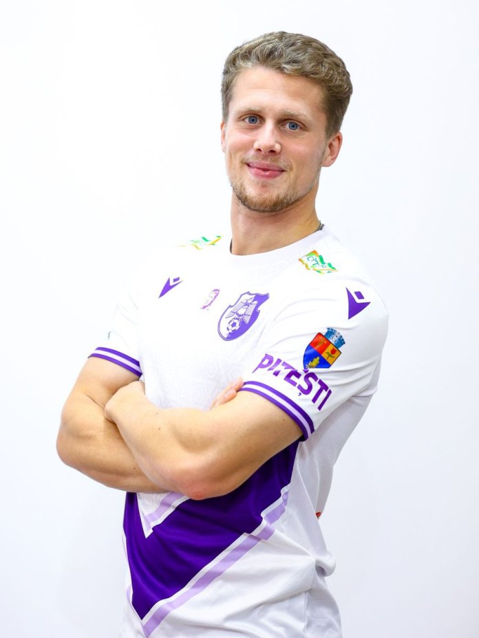 Întoarcere impresionantă în Superliga! Ex-jucătorul Rapidului a parafat un contract
