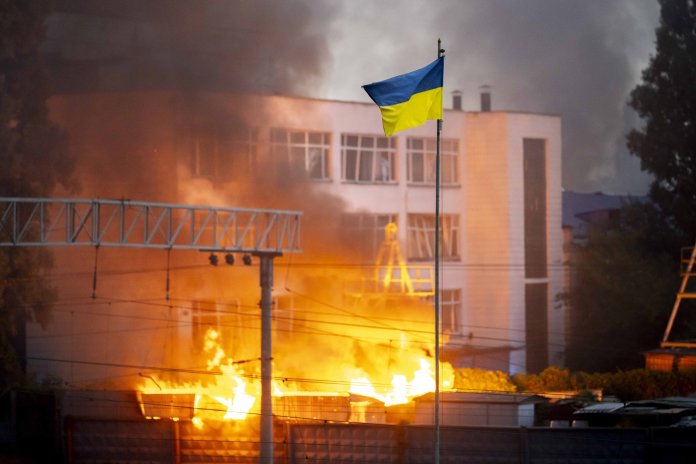 „Nu este gata”: Trump îl blamează pe Zelenski după discuții aprinse despre planul de pace pentru Ucraina