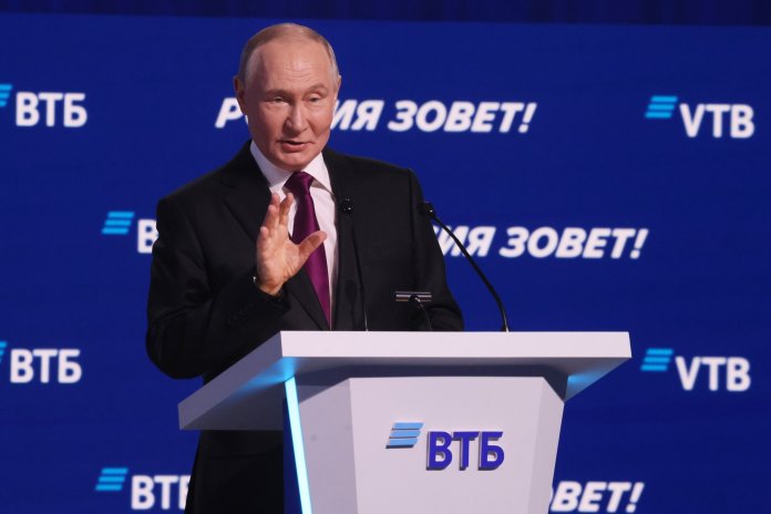 Vladimir Putin emite un avertisment către Europa: „Suntem gata de război dacă va fi nevoie”