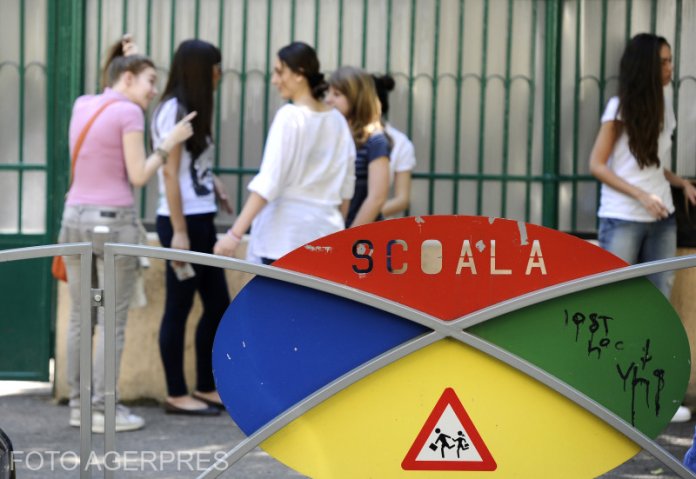 Baremul de corectare pentru Simularea Evaluării Naționale 2026 la limba română pentru clasa a VIII-a va fi disponibil la ora 15:00.