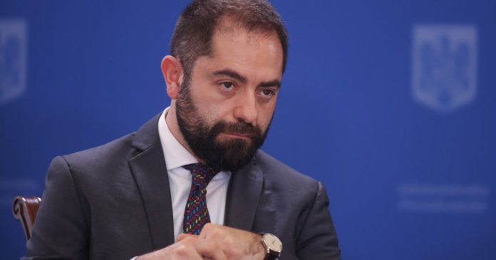 Radu Burnete: „Costul combustibilului ar putea să treacă de 10 lei”. Ipoteze examinează...