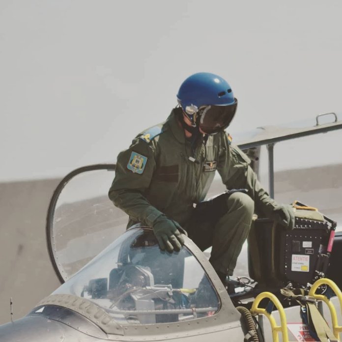 Un tânăr pilot militar a murit la baza aeriană Borcea în tentativa de a salva un câine care a căzut într-un bazin cu apă.