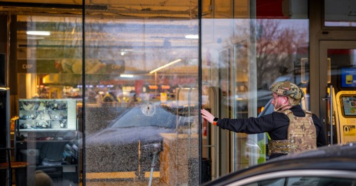 Atac armat într-un supermarket din Kiev: cel puțin 5 morți și 10 răniți. Atacatorul, neutralizat de autorități...