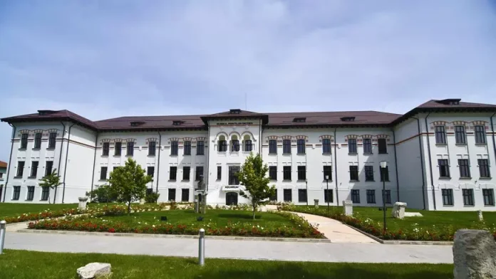 Furto de 552 de artefacte de patrimoniu din aur și argint de la muzeul din Drobeta Turnu Severin