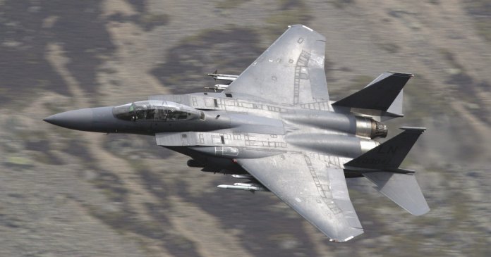 „Ghost Murmur”: cât de exact este aparatul CIA care a supravegheat bătăile inimii pilotului american...