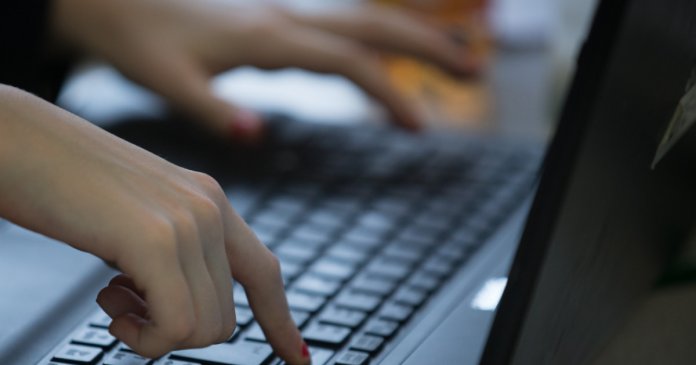 Răspunsul Ministerului Apărării la informațiile referitoare la zeci de adrese de e-mail ale Forțelor Aeriene...