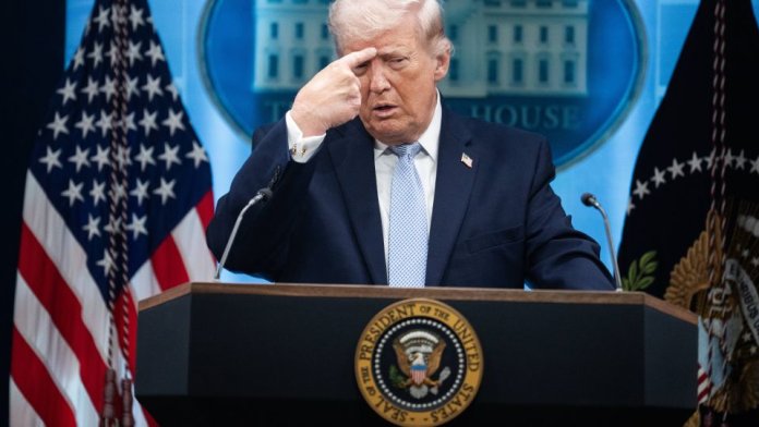 Trump avertizează Iranul: „Civilizația întreagă va fi nimicită în această noapte”. Când expiră termenul limită impus Teheranului