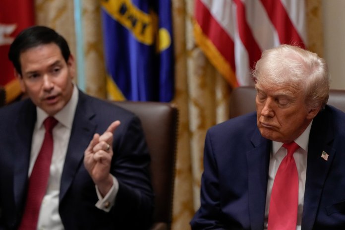 Confuzie în strâmtoarea Ormuz: Anunțul optimist făcut de Rubio, întârziat brusc de Trump – Ce informații avem până în prezent