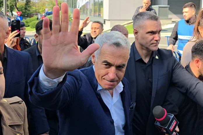 Călin Georgescu, acuzat de „antiromânism” de către Bolojan. Legături suspecte între avorturi și anularea alegerilor