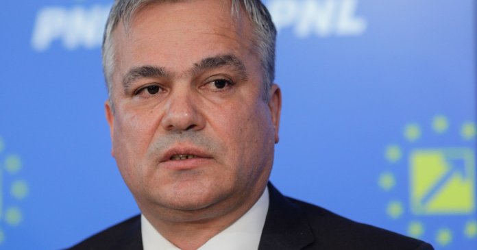 Declarațiile lui Adrian Veștea, premierul propus, referitoare la separarea PNL. Ședință cu Bolojan planificată pentru ziua de mâine.