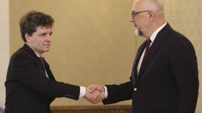 Nicușor Dan cere partidelor să facă propuneri pentru un cabinet minoritar
