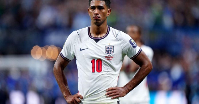 CM 2026: Spectacol uimitor la Cupa Mondială - Jude Bellingham l-a lovit pe Valentin Barco după disputa Angliei...