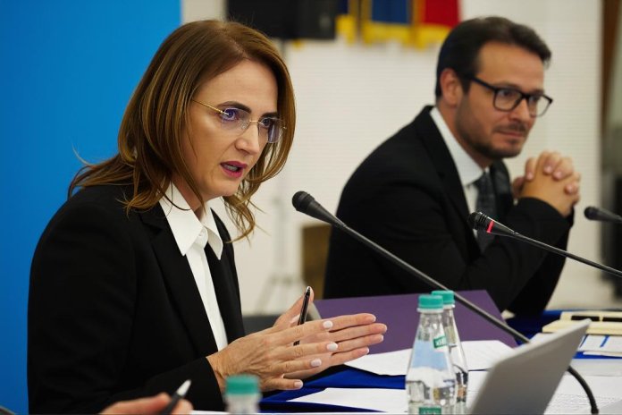 „Reacție puternică a Înaltei Curți la declarațiile lui Bolojan referitoare la datoriile salariale ale judecătorilor: „Este fără asemănare””