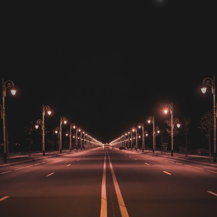 România se află în fața pericolului unui blackout complet dacă dificultățile din sectorul energetic se intensifică. Specialiștii cer inspecții...